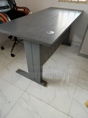 Office Desk With Drawer