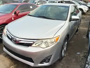 Toyota Camry LE 4dr Sedan (2.5L 4cyl 6A) 2012 Silver