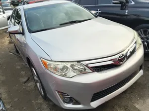 Toyota Camry LE 4dr Sedan (2.5L 4cyl 6A) 2012 Silver