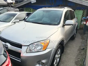 Toyota RAV4 3.5 Limited 2010 Silver