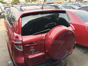 Toyota RAV4 3.5 Limited 4x4 2010 Red