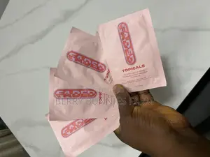 Faded Topical Brightening Eye Mask