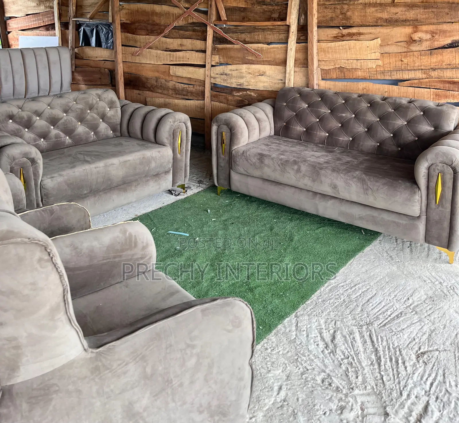Emerald Touch Sofa