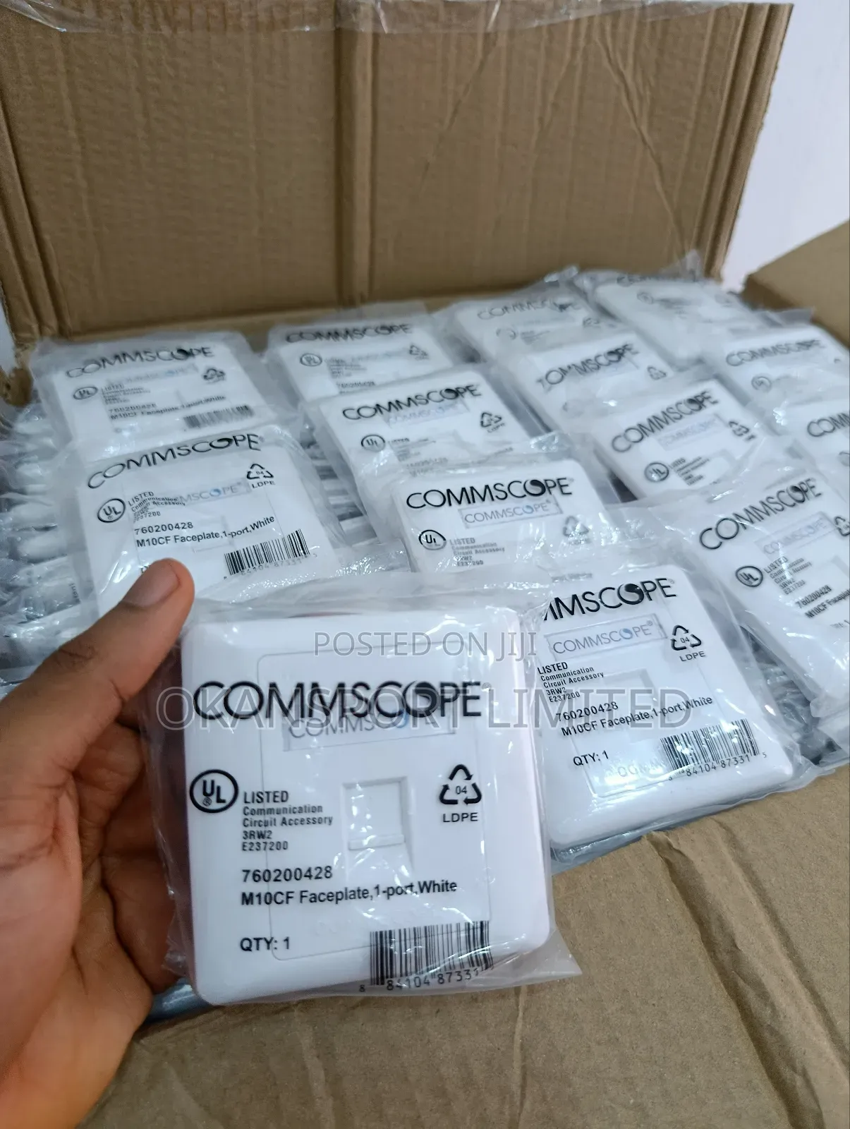 Single Faceplate Commscope Systimax Cat 6 With Modules
