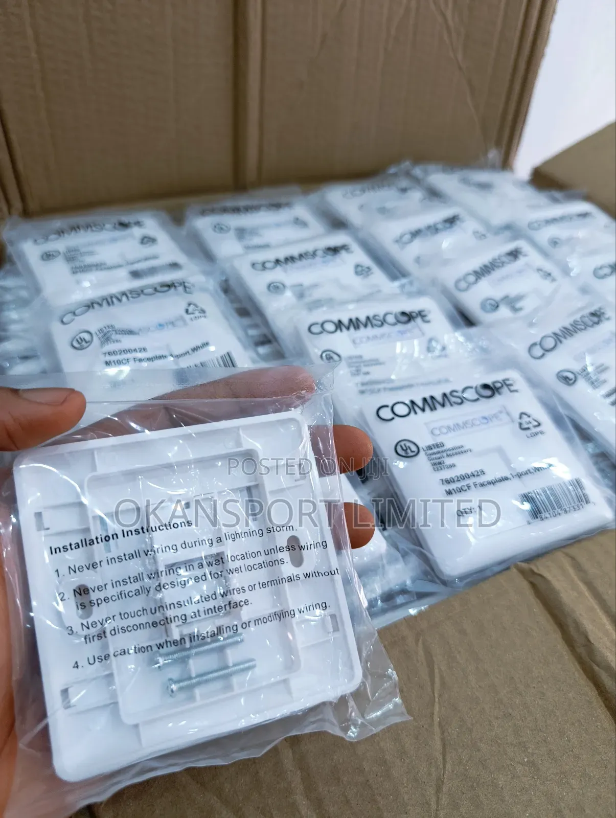 Single Faceplate Commscope Systimax Cat 6 With Modules
