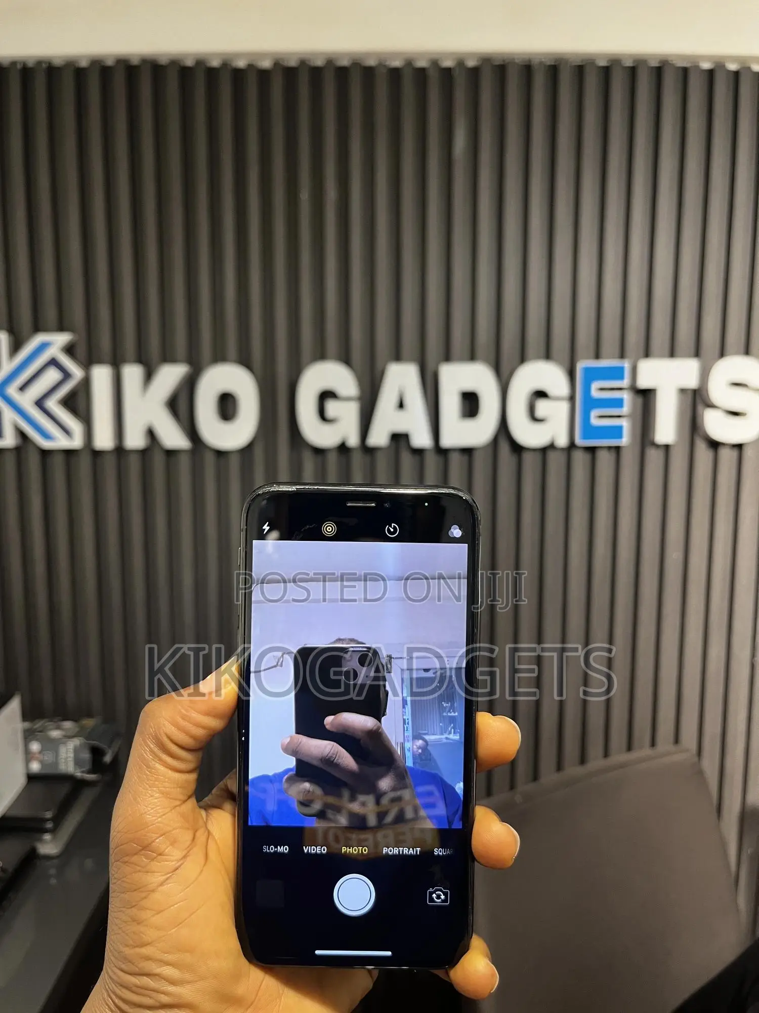 Apple iPhone X 64 GB Black