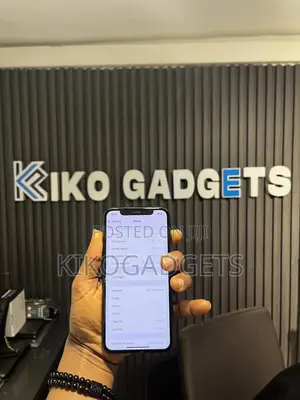 Apple iPhone X 64 GB Black