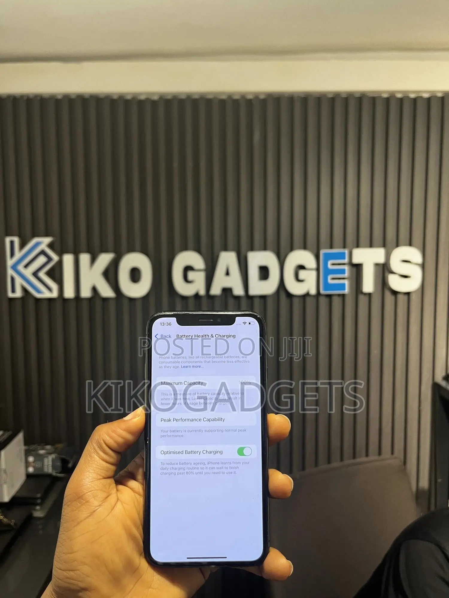 Apple iPhone X 64 GB Black