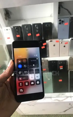 Apple iPhone 7 32 GB Black