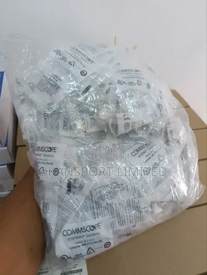 Double Faceplate Commscope Systimax With Modules Cat 6 (Dual Port)