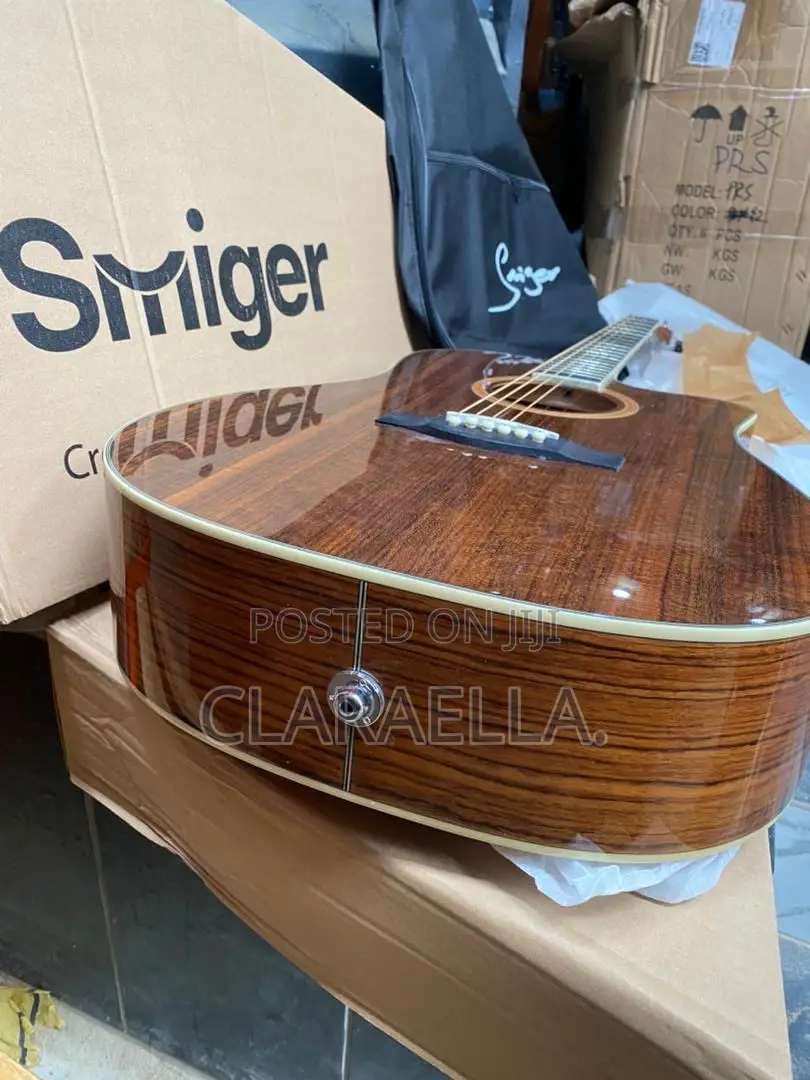 Sm-413 41" Single-Cut Semi-Acoustic Guitar.