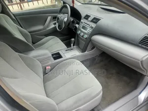 Toyota Camry LE 4dr Sedan (2.4L 4cyl 5A) 2008 Silver