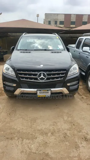 Mercedes-Benz M Class ML350 4MATIC 4dr SUV AWD (3.5L 6cyl 7A) 2015