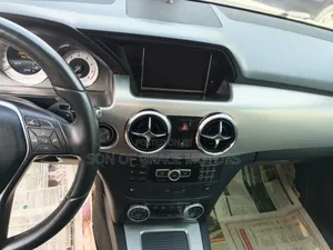 Mercedes-Benz GLK-Class Base GLK 350 4dr 4x2 (3.5L 6cyl 7A) 2015 White