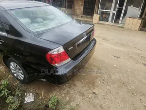 Toyota Camry LE 4dr Sedan (2.4L 4cyl 5A) 2005 Black