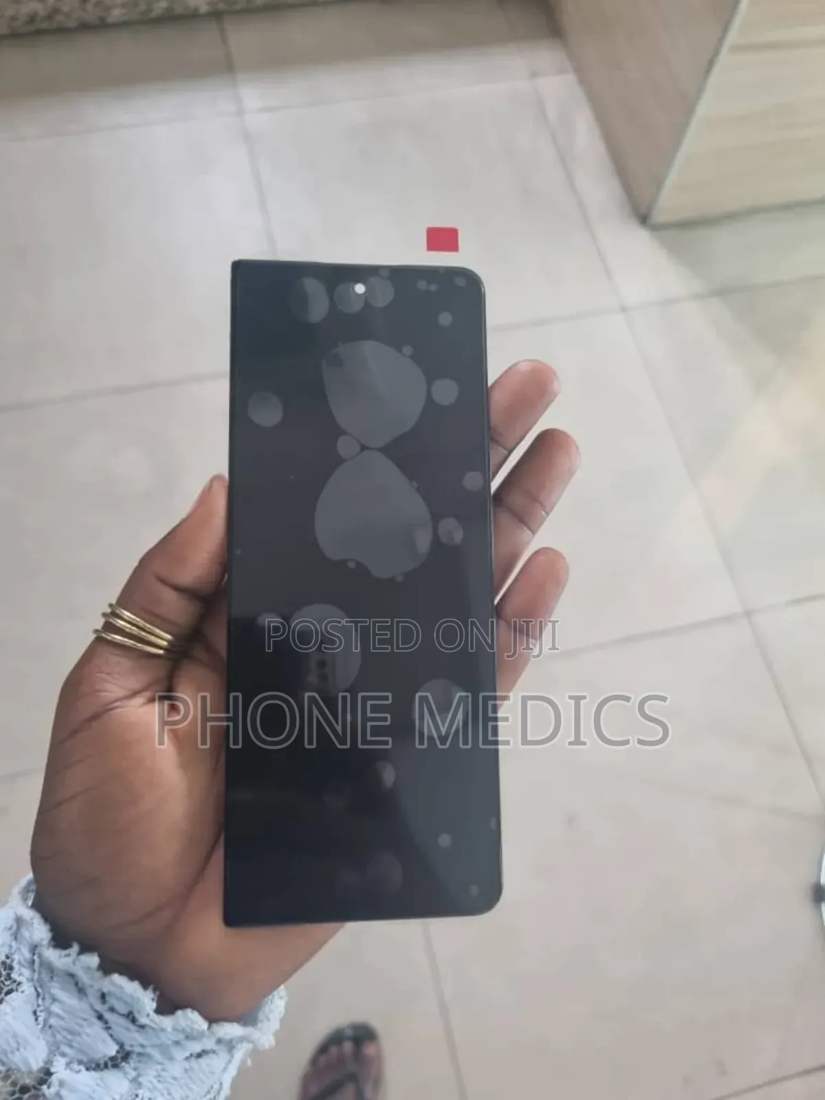 Samsung Direct Fold 5 Outer Screen