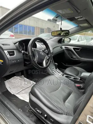 Hyundai Elantra Limited Sedan FWD (1.8L 4cyl 6A) 2013 Gray