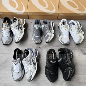 *New Balance