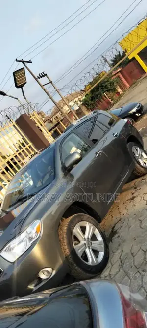Toyota Highlander Limited 2010 Green