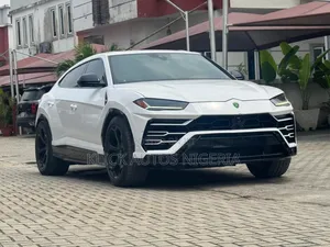 Lamborghini Urus Base 4dr AWD 2020 Green
