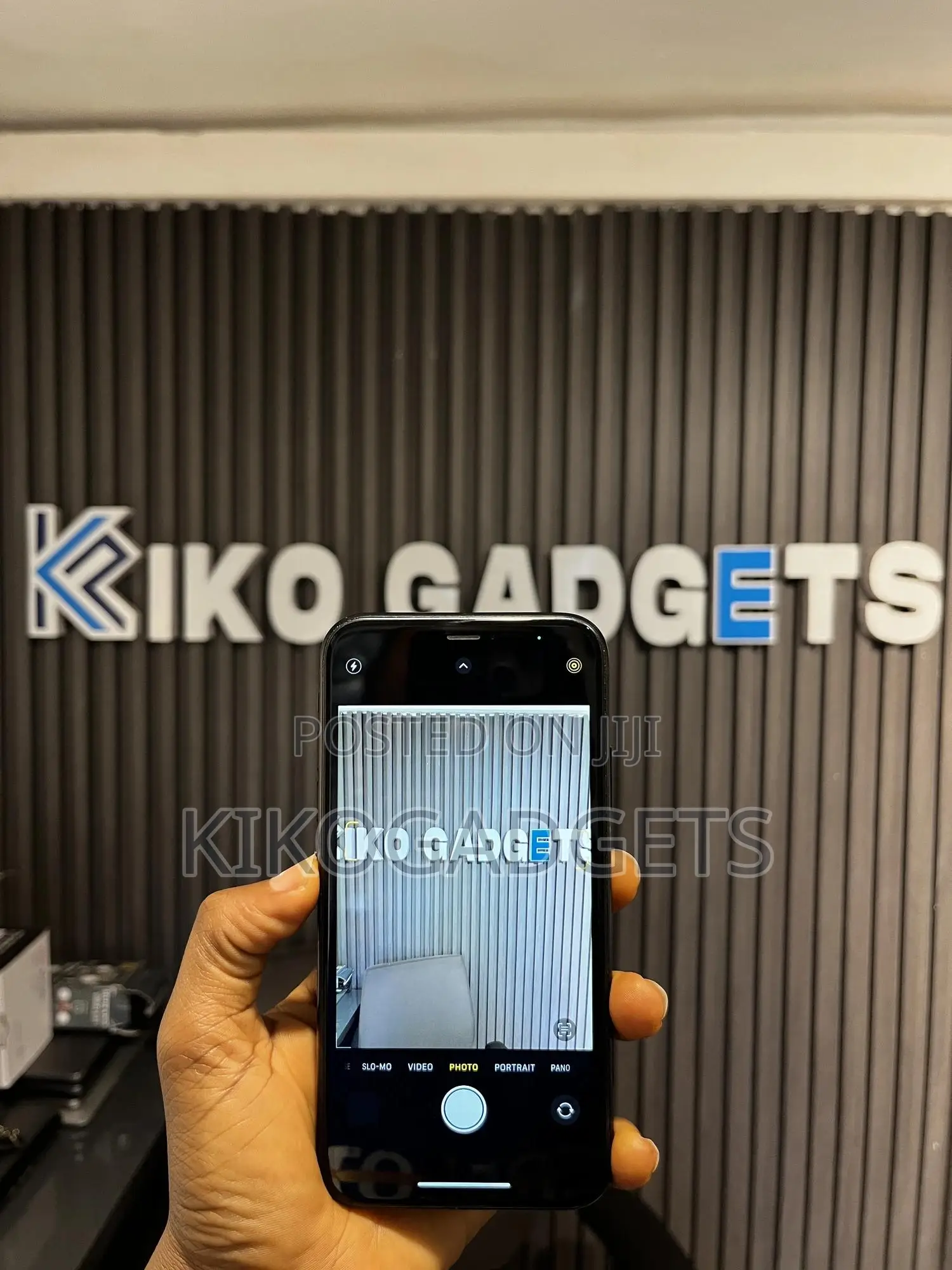 Apple XR 64 GB Black