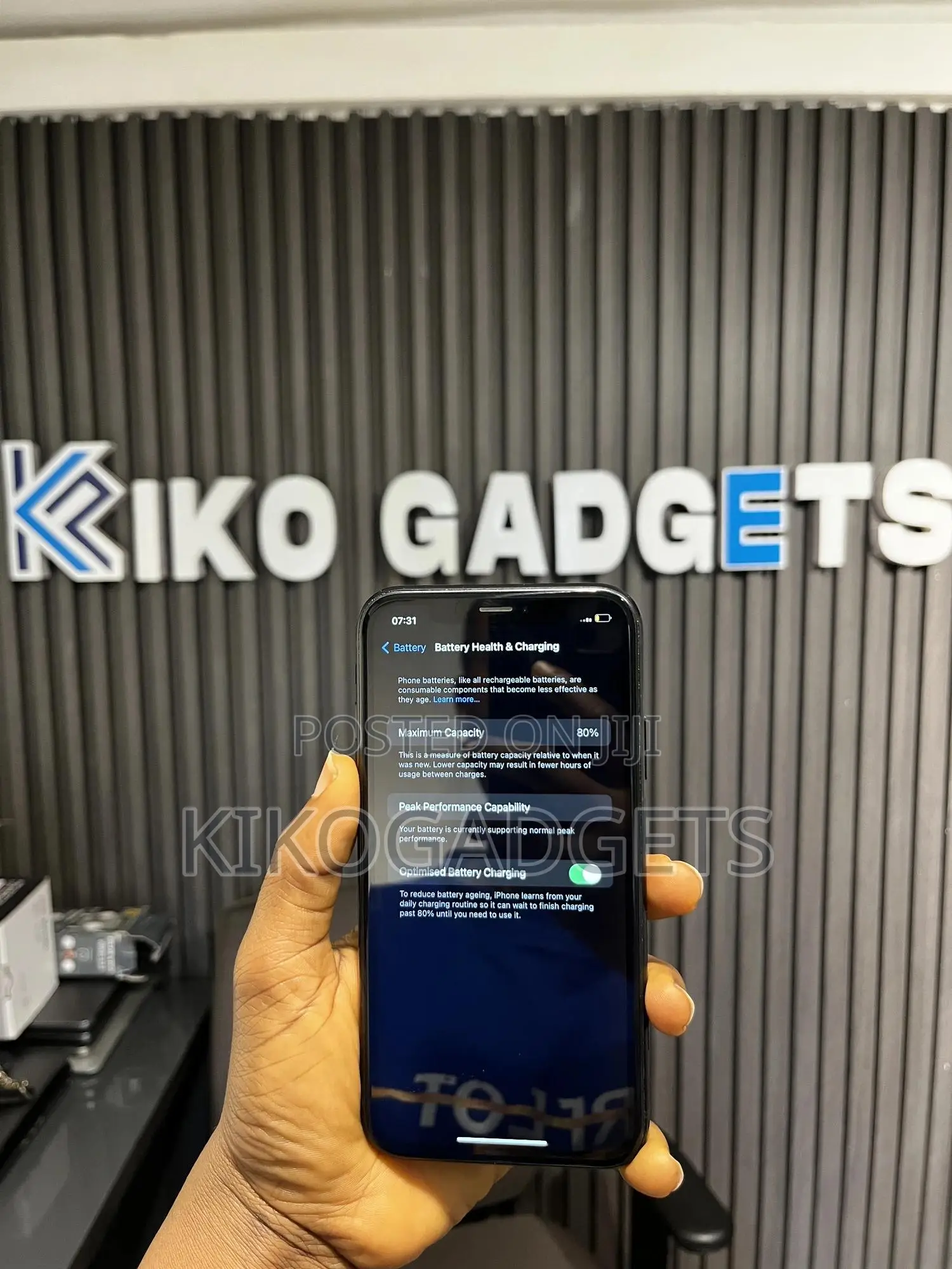 Apple XR 64 GB Black