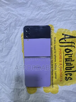 Samsung Galaxy Z Flip4 128 GB Purple