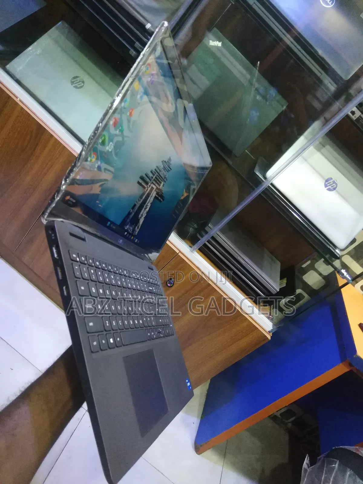 Laptop Dell Latitude 3520 16GB Intel Core I5 SSD 256GB