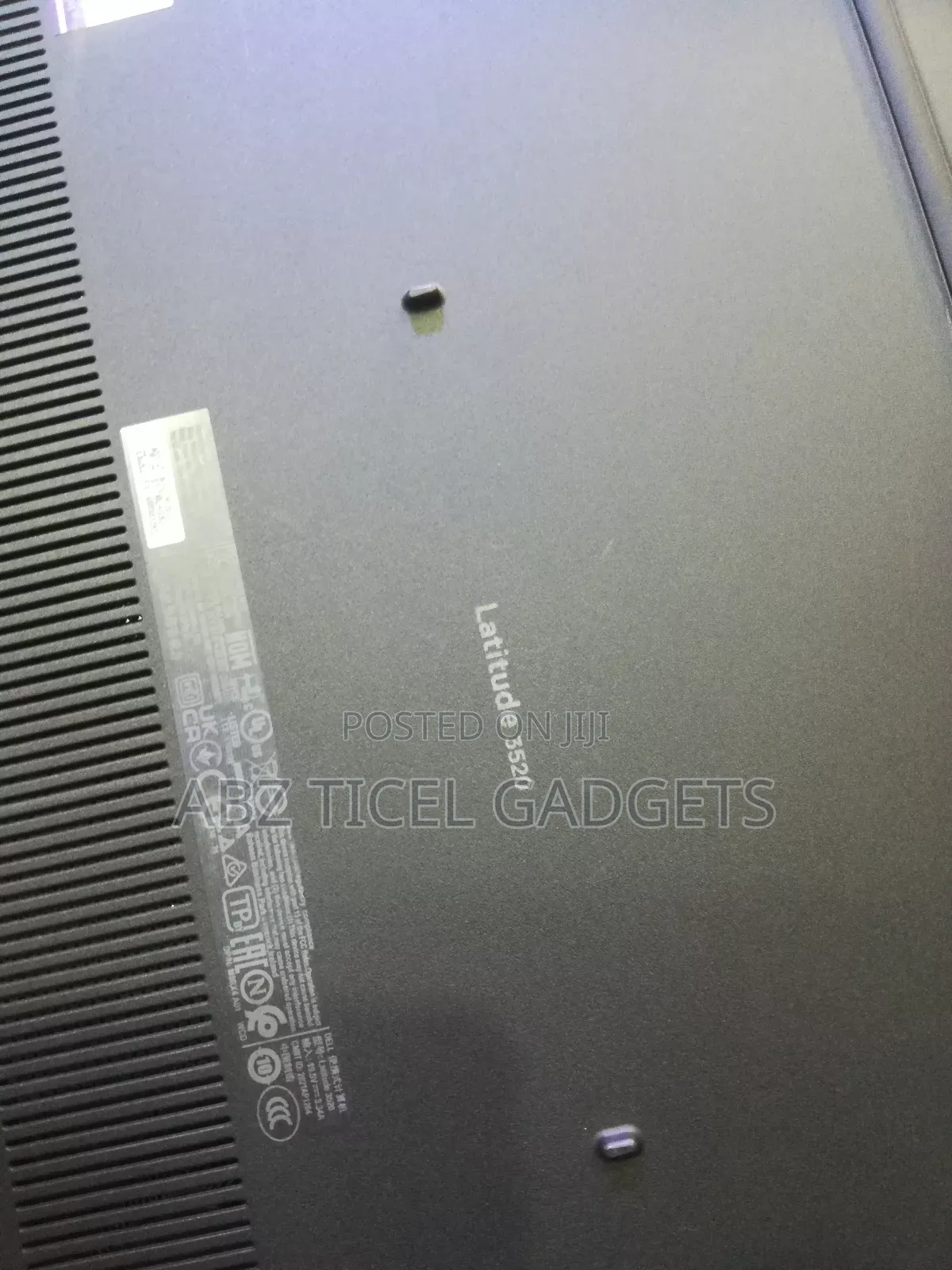 Laptop Dell Latitude 3520 16GB Intel Core I5 SSD 256GB