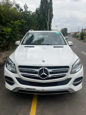 Mercedes-Benz GLE-Class GLE 350 2018 White
