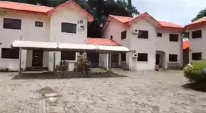 5bdrm Duplex in Utako Main for sale