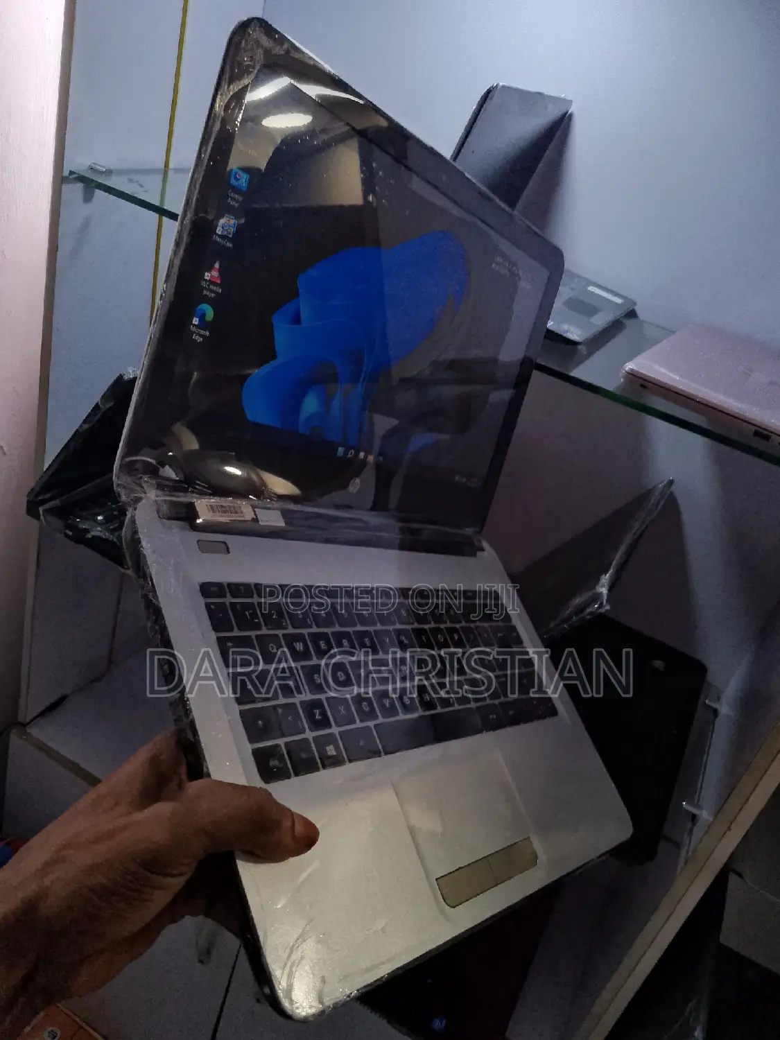 New Laptop HP 8GB Intel Pentium HDD 250GB