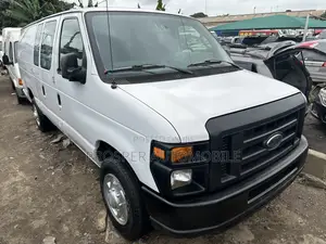 Ford E250 2013 White