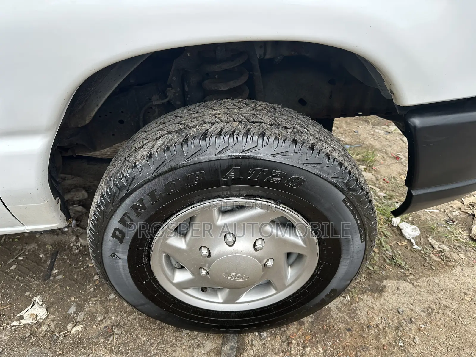 Ford E250 2013 White