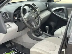 Toyota RAV4 3.5 2010 Black
