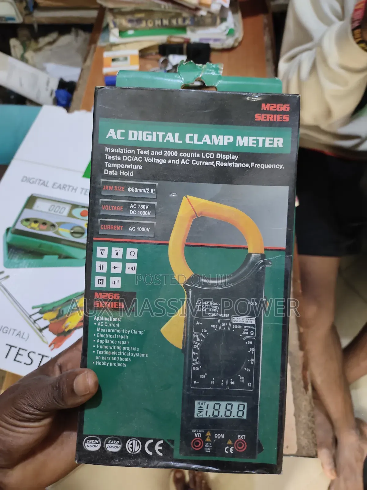 M266 Ac/Dc Digital Clamp Meter