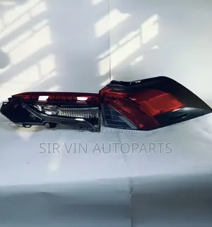 Toyota Rav4 2018/2020 Backlight/Rearlight (Complete With Booth Light)