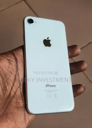 Apple iPhone 8 64 GB White