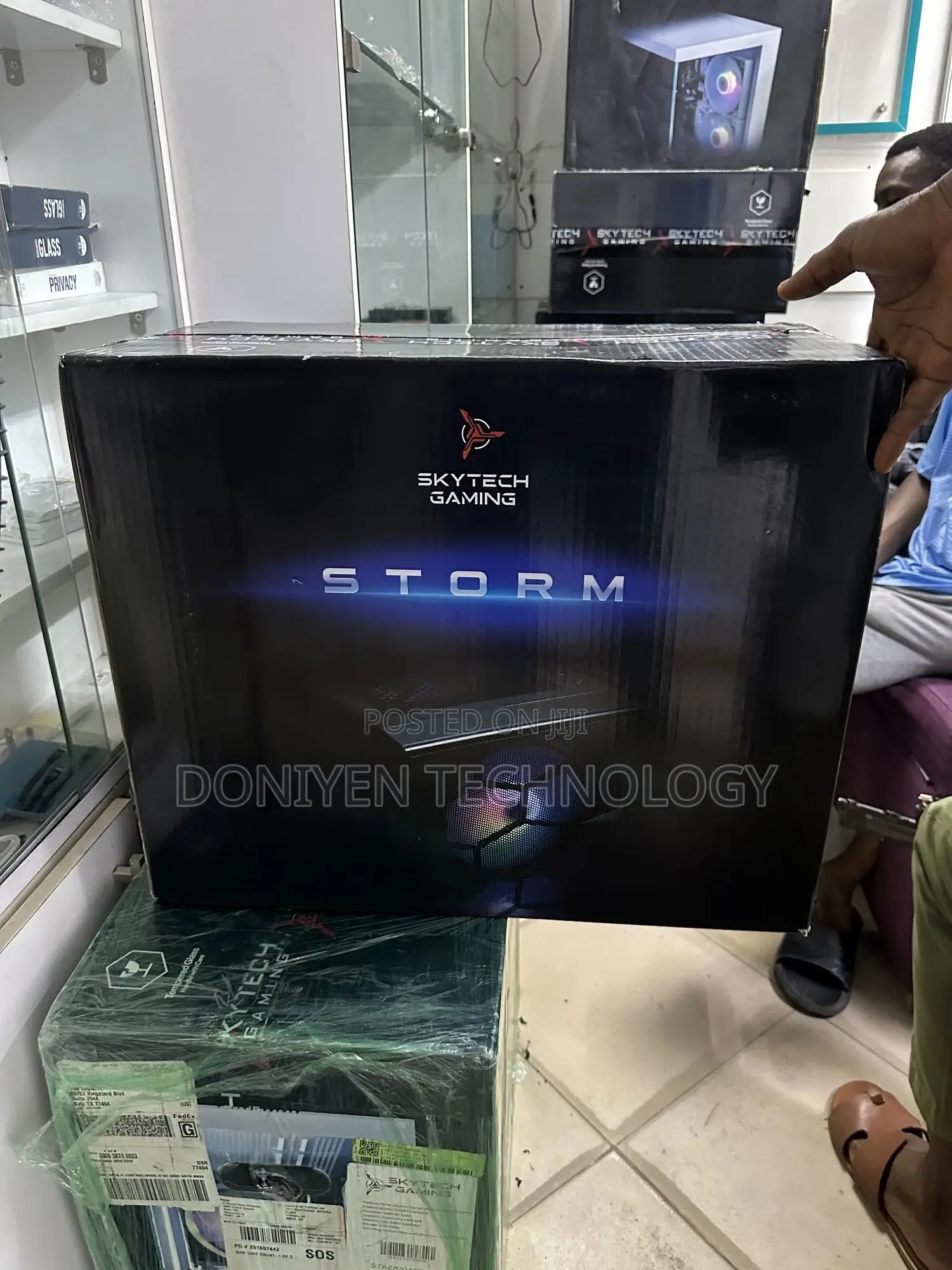 New Desktop Computer 16GB AMD Ryzen 5 SSD 1T