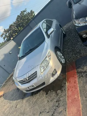 Toyota Corolla 2010 Silver