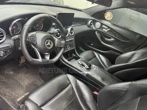 Mercedes-Benz C300 2016 Black