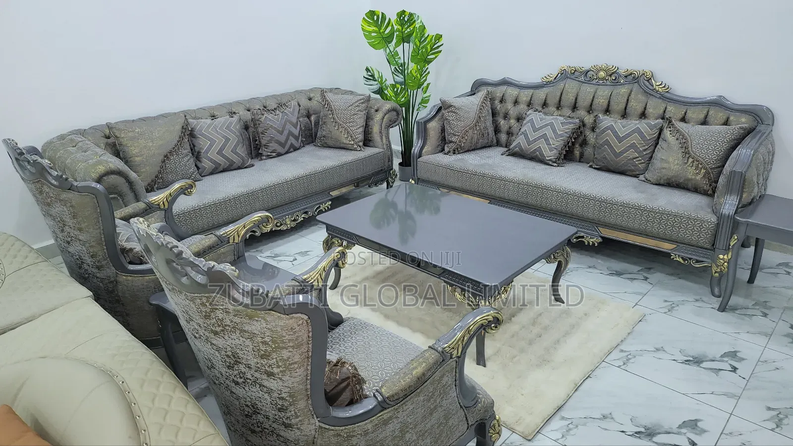 8 Seaters Royal Antique Sofa With Center Table and Side Stool Table