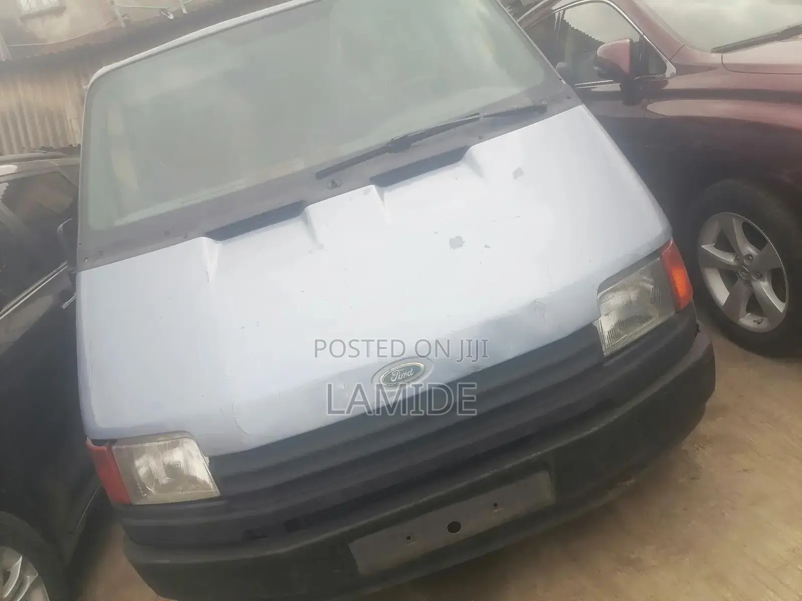 Ford Transit 2000 Blue