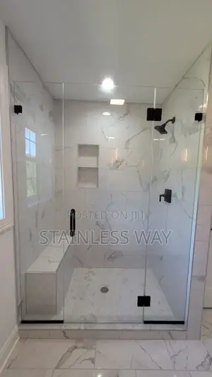 Shower Cubic Glass