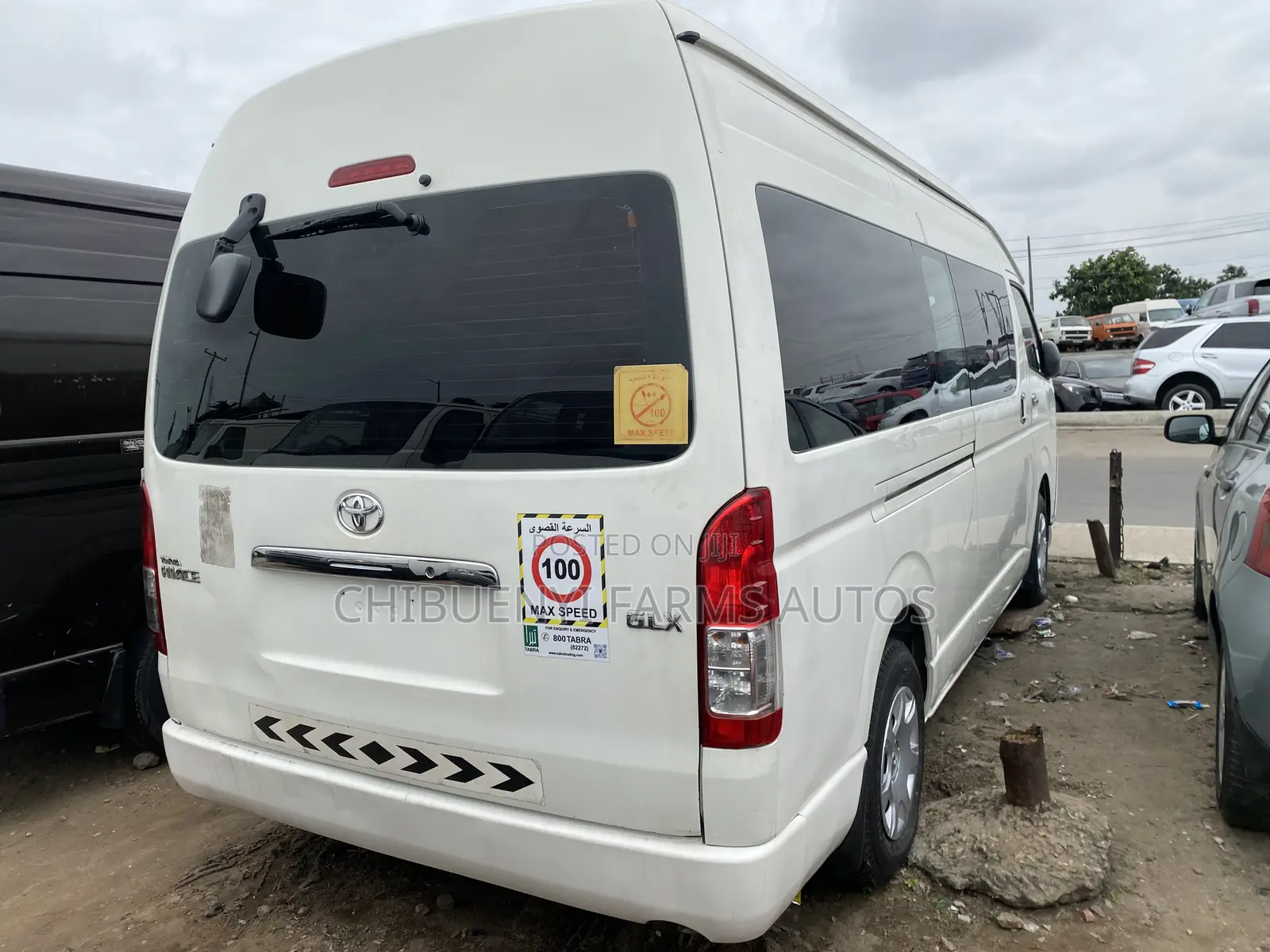Toyota HiAce 2015 White