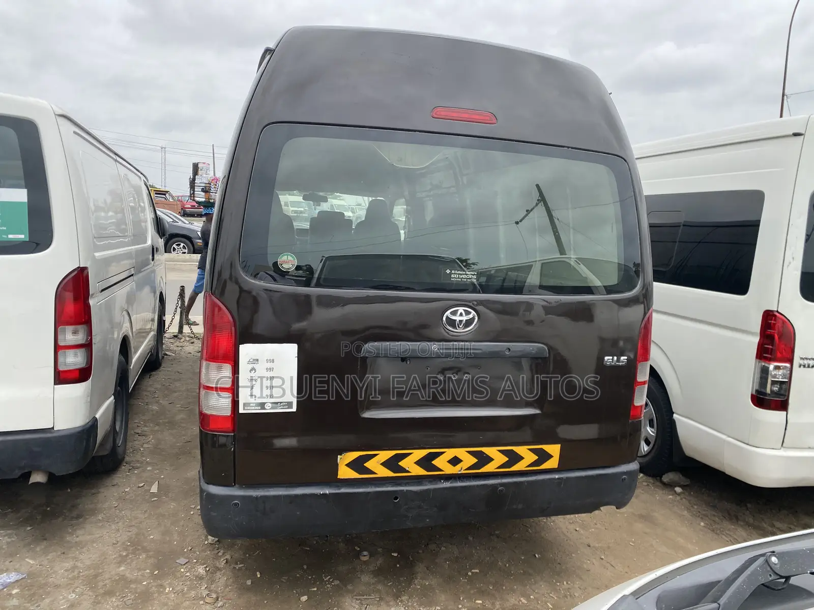 Toyota HiAce 2015 Beige