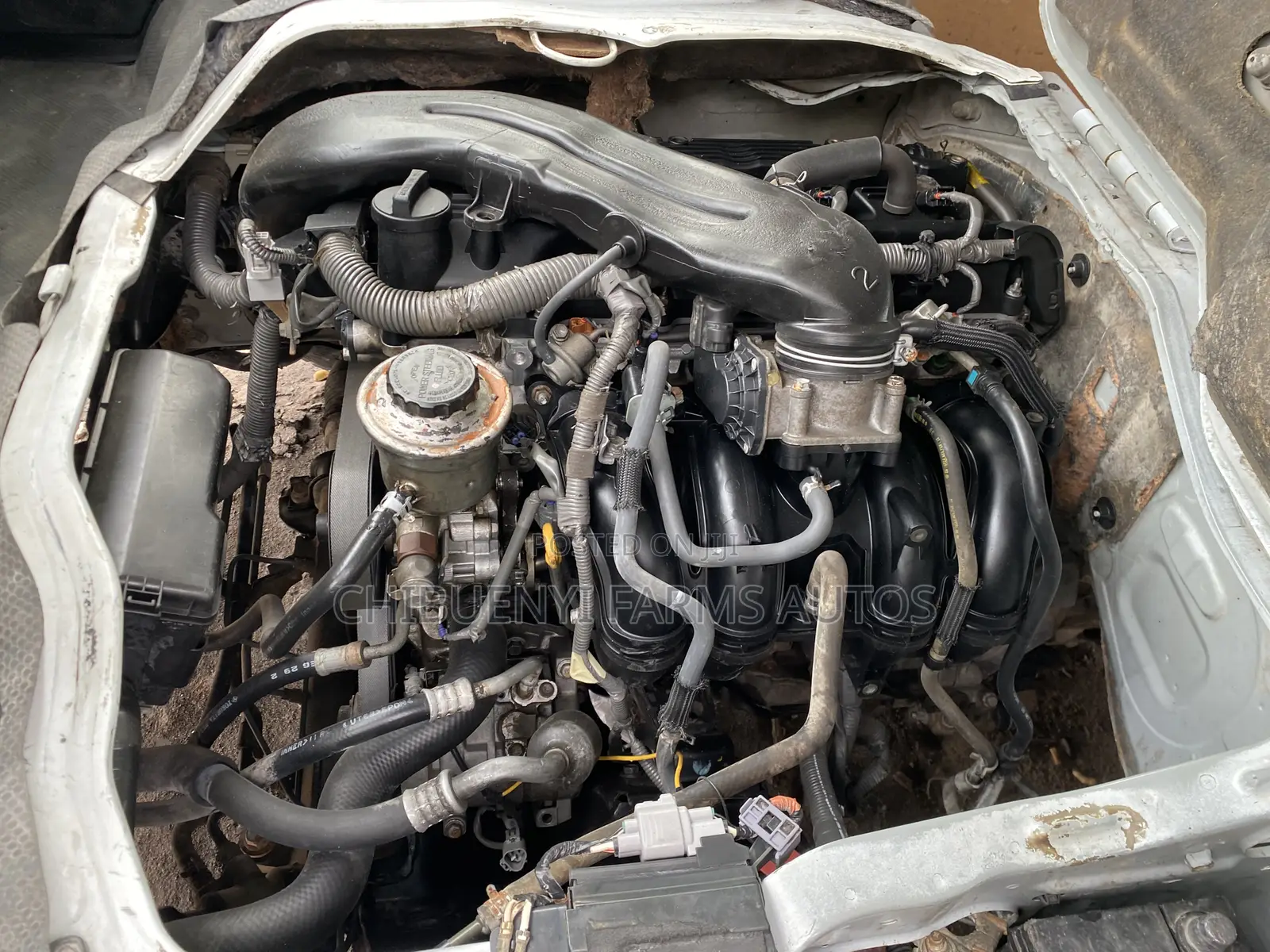 Toyota HiAce 2015 Beige