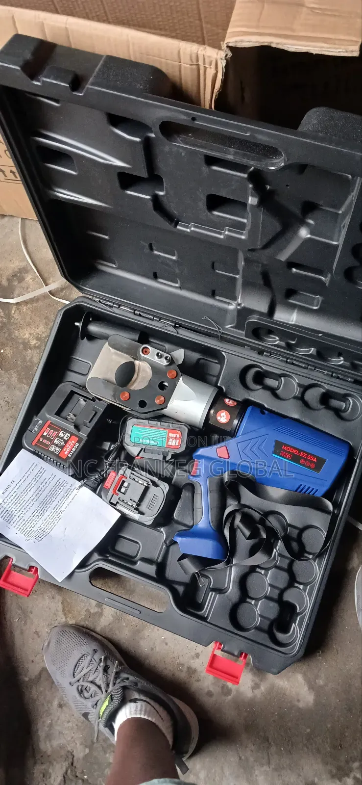 55m Battery Operated Cable Cutter