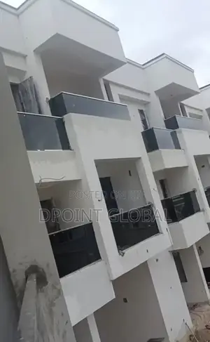 5bdrm Duplex in In Estate, Ikeja for sale