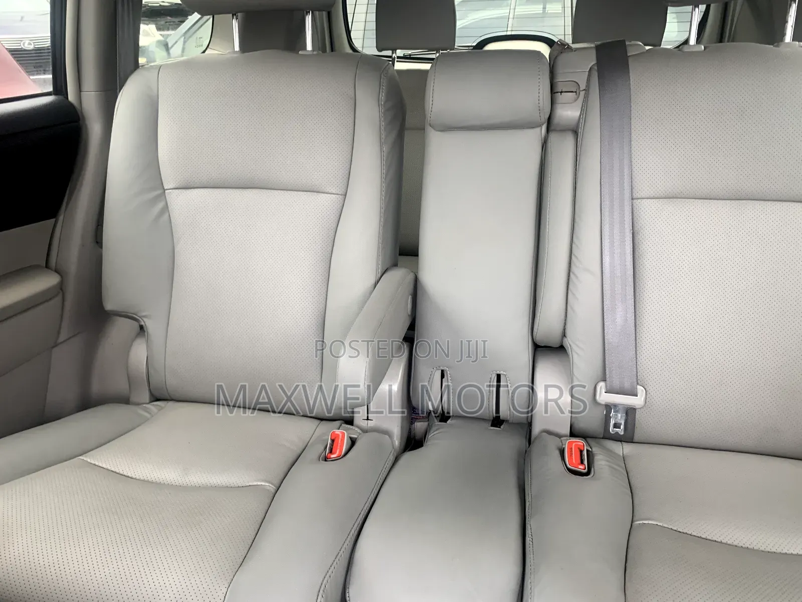Toyota Highlander 2011 Silver
